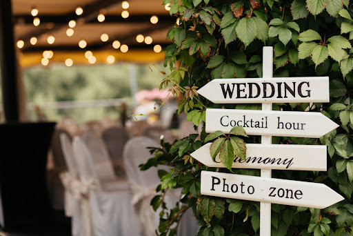 arrow wedding signs